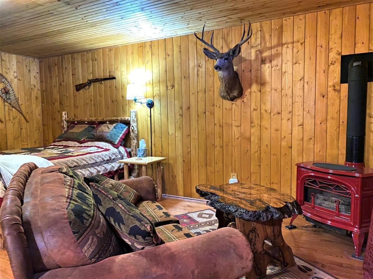 Alaska Creekside Cabins In Сьюард Экстерьер фото