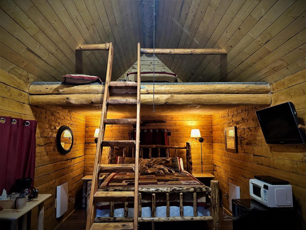 Alaska Creekside Cabins In Сьюард Экстерьер фото